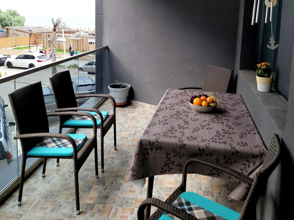 Zen Garden Apartament De Lux Nou Pe Malul Marii Köstence Dış mekan fotoğraf