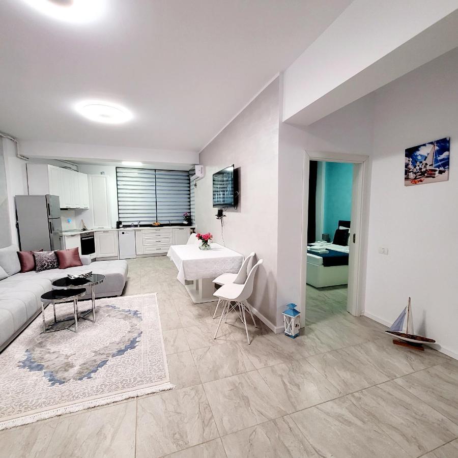 Zen Garden Apartament De Lux Nou Pe Malul Marii Köstence Dış mekan fotoğraf