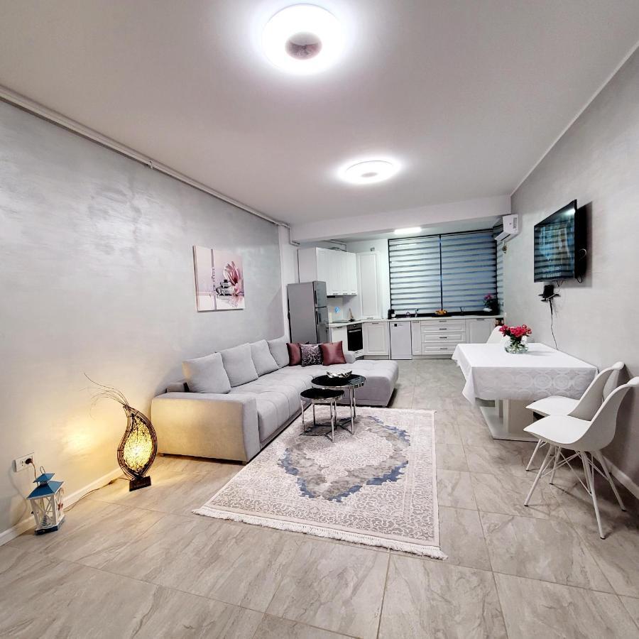 Zen Garden Apartament De Lux Nou Pe Malul Marii Köstence Dış mekan fotoğraf